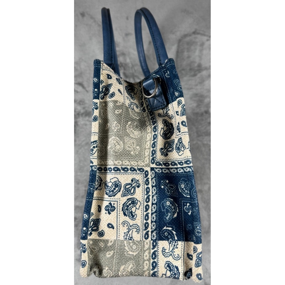 Montana West Bandana Paisley Concealed Carry Tote Bag Blue Cream No Strap - Picture 7 of 16